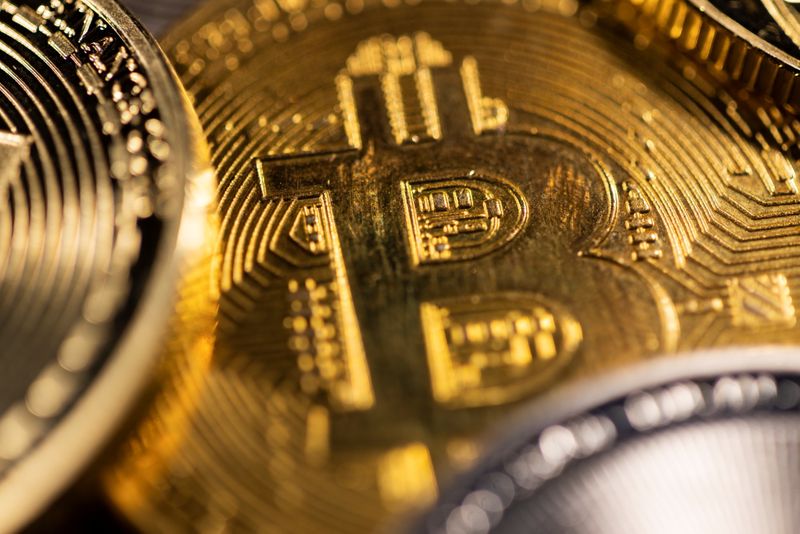 &copy; Reuters. Representation of cryptocurrency Bitcoin is seen in this illustration taken November 29, 2021. REUTERS/Dado Ruvic/Illustration