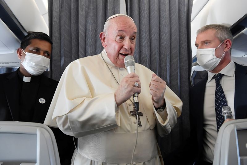 &copy; Reuters. 06/12/2021
Mídia do Vaticano/Divulgação via REUTERS