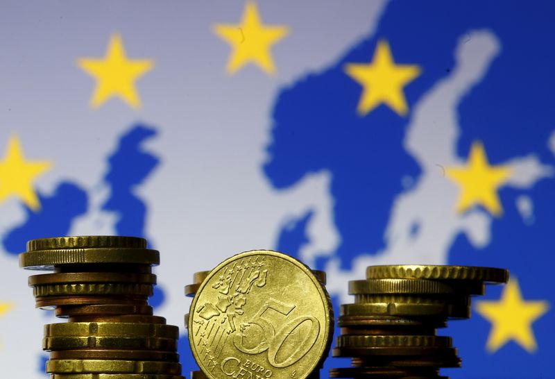Zona euro, consumi famiglie spingono crescita Pil trim3