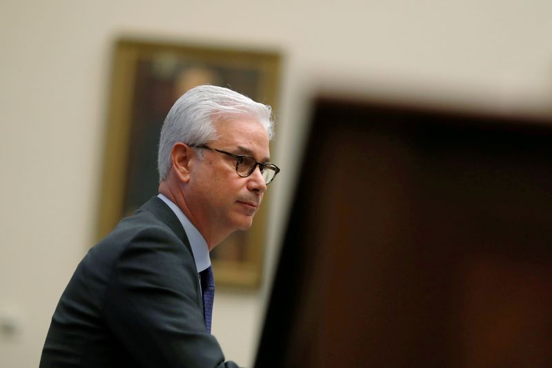 &copy; Reuters. FILE PHOTO: Wells Fargo CEO Charlie Scharf testifies before a House Financial Services Committee on Capitol Hill in Washington, U.S., March 10, 2020. REUTERS/Carlos Barria/File Photo
