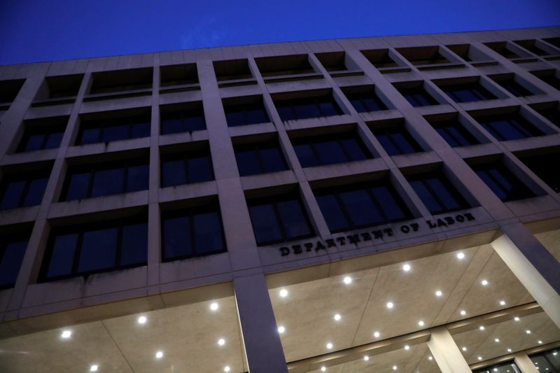 &copy; Reuters. FILE PHOTO: The Department of Labor headquarters is seen in Washington, D.C., U.S., May 13, 2021. REUTERS/Andrew Kelly