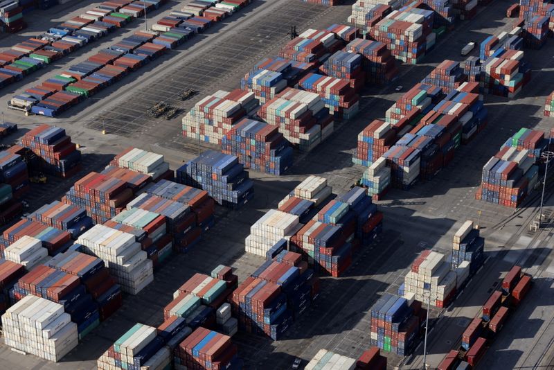 © Reuters. Vista do complexo do porto de Los Angeles, nos EUA
07/04/2021
REUTERS/Lucy Nicholson