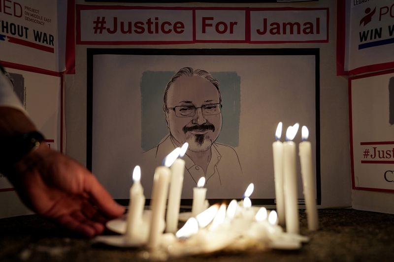 &copy; Reuters. FILE PHOTO: The Committee to Protect Journalists and other press freedom activists hold a candlelight vigil in front of the Saudi Embassy to mark the anniversary of the killing of journalist Jamal Khashoggi at the kingdom's consulate in Istanbul, Wednesda