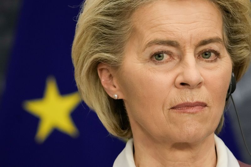 &copy; Reuters. L'Union européenne soutient pleinement l'Ukraine face aux "agressions" de la Russie et se tient prête à durcir les sanctions contre Moscou si cela s'avère nécessaire, a déclaré mardi la présidente de la Commission européenne Ursula von der Leyen.