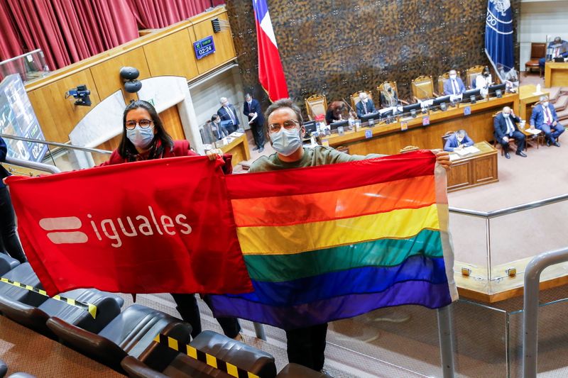 Congreso chileno aprueba matrimonio entre personas del mismo sexo