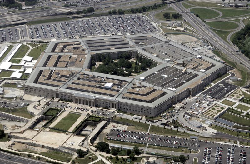 &copy; Reuters. An aerial view of the Pentagon building in Washington, June 15, 2005. [U.S. Defense Secretary Donald Rumsfeld defended the Guantanamo prison against critics who want it closed by saying U.S. taxpayers have a big financial stake in it and no other facility