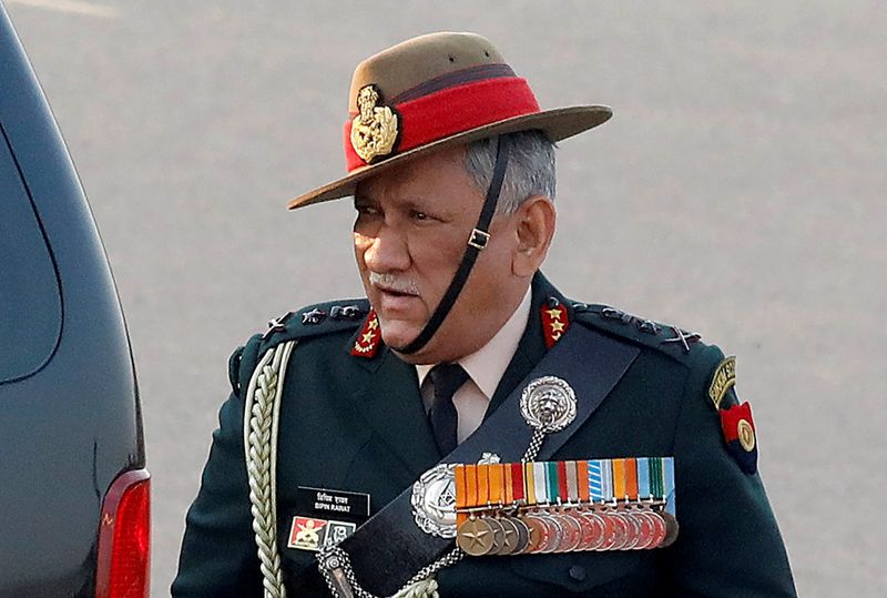 &copy; Reuters. الجنرال بيبين راوات رئيس أركان الجيش الهندي الذي قتل في تحطم طائرة هليكوبتر في صورة من أرشيف رويترز.