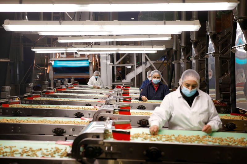 Walnuts for holiday baking languish as U.S. shipping crisis hurts farmers