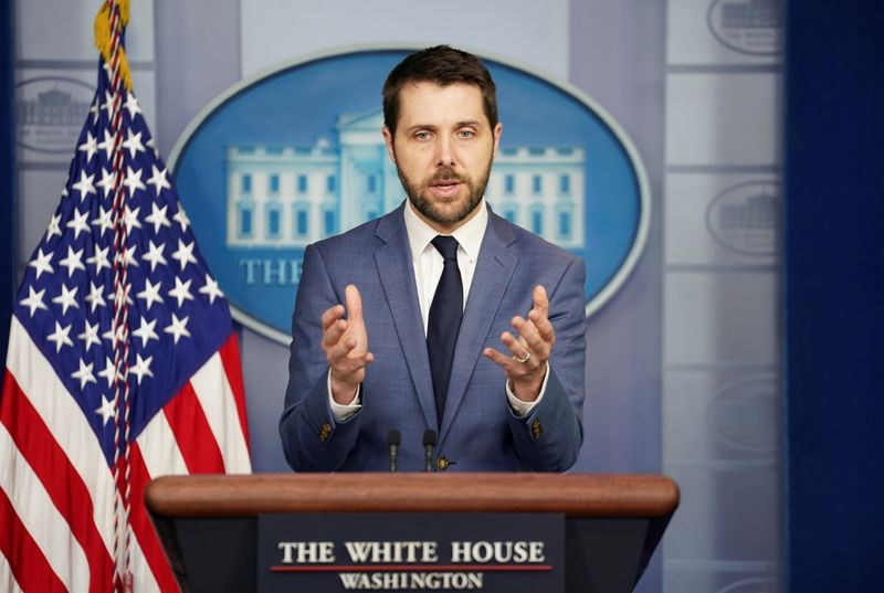 &copy; Reuters. FILE PHOTO: White House national economic director Brian Deese speaks during a press briefing at the White House in Washington, U.S., July 2, 2021. REUTERS/Kevin Lamarque/File Photo