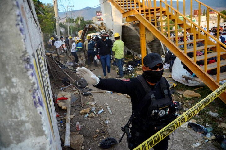 &copy; Reuters. Local do acidente que deixou dezenas de pessoas mortas em Tuxtla Gutierrez, no Estado de Chiapas, México 
09/12/2021 REUTERS/Jacob Garcia