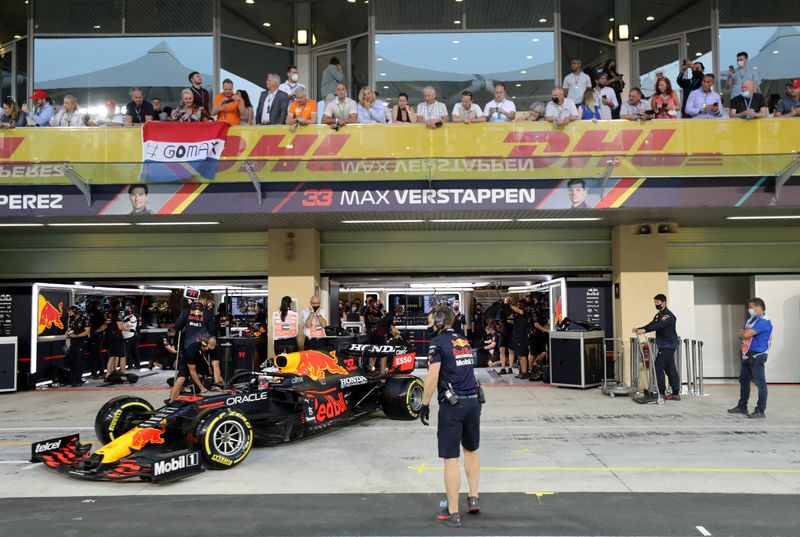 &copy; Reuters. Max Verstappen, da Red Bull, durante treino qualificatório para GP de Abu Dhabi de F1
11/12/2021
Pool via REUTERS/Kamran Jebreili