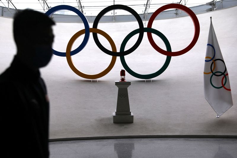 EU hesitates over possible Olympic boycott in China