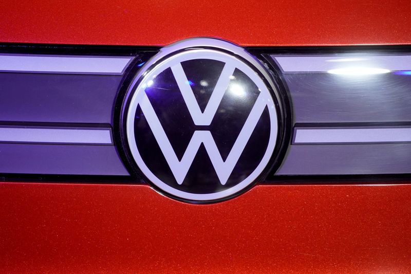 &copy; Reuters. FILE PHOTO: A Volkswagen logo is seen at a construction completion event of SAIC Volkswagen MEB electric vehicle plant in Shanghai, China November 8, 2019. REUTERS/Aly Song/File Photo
