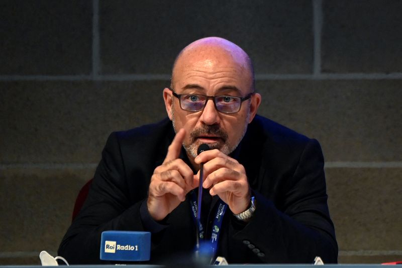 &copy; Reuters. FILE PHOTO: Italy's Minister for Ecological Transition Roberto Cingolani speaks during the Youth4Climate pre-COP26 conference in Milan, Italy, September 28, 2021. REUTERS/Flavio Lo Scalzo