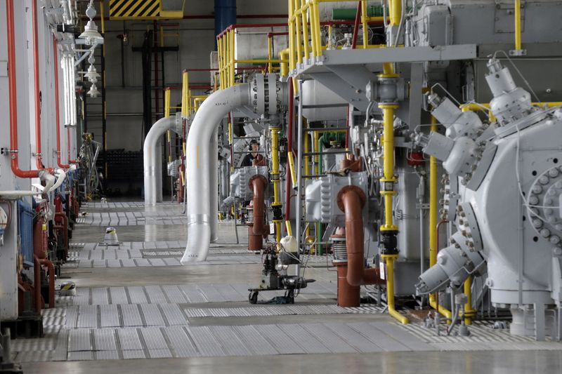 &copy; Reuters. FOTO DE ARCHIVO: La principal estación de entrada de gas del almacén subterráneo de gas de Latvijas Gaze en Incukalns, 12 de agosto de 2014. REUTERS/Ints Kalnins