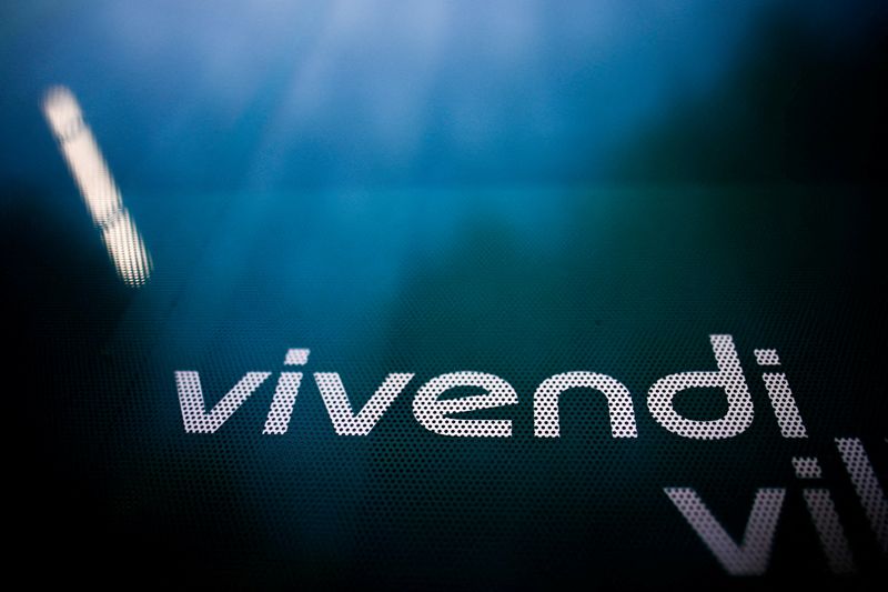 &copy; Reuters. FILE PHOTO: The logo of Vivendi is pictured at the main entrance of the entertainment-to-telecoms conglomerate headquarters in Paris, France, April 22, 2021. REUTERS/Gonzalo Fuentes