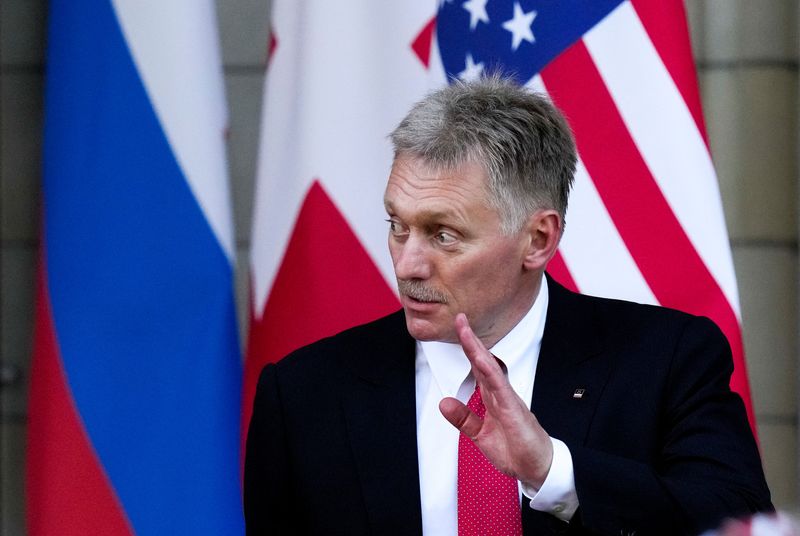 &copy; Reuters. 　１２月１６日、ロシアのペスコフ大統領報道官（写真）は、欧州の安全保障に関するロシアの提案について、米国と協議するため、「中立国」に閣僚を派遣する用意があると表明した。ジ
