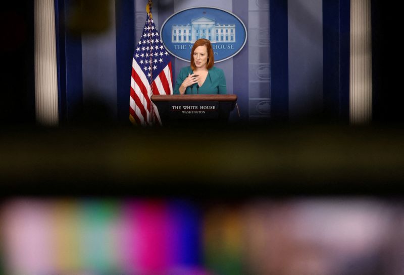 &copy; Reuters. Press Secretary Jen Psaki holds a media briefing at the White House in Washington, U.S., December 14, 2021. REUTERS/Evelyn Hockstein