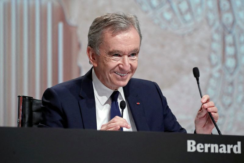 &copy; Reuters. FILE PHOTO: Bernard Arnault, Chief Executive Officer of LVMH Moet Hennessy Louis Vuitton SE, attends the company's shareholders meeting in Paris, France, April 18, 2019. REUTERS/Benoit Tessier/File Photo