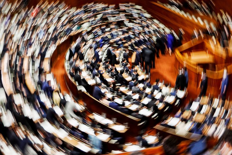 &copy; Reuters. A view shows a parliamentary session at the Lower House of Parliament in Tokyo, Japan November 10, 2021. Picture taken with slow shutter speed. REUTERS/Issei Kato     TPX IMAGES OF THE DAY