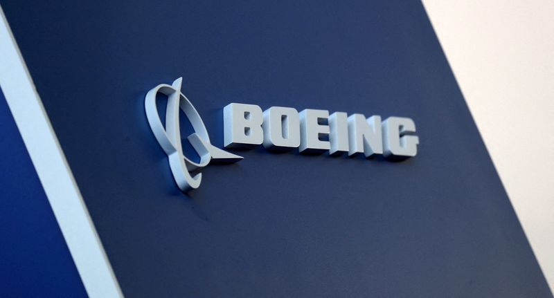 &copy; Reuters. Il logo Boeing a Sao Paulo, in Brasile.   REUTERS/Paulo Whitaker