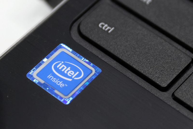 &copy; Reuters. FILE PHOTO: An Intel Corporation logo is seen on a sticker on a laptop for sale in Queens, New York, U.S., November 16, 2021. REUTERS/Andrew Kelly