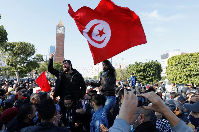 &copy; Reuters. مظاهرة مناهضة للرئيس التونسي قيس سعيد في 17 ديسمبر كانون الأول 2021. رويترز