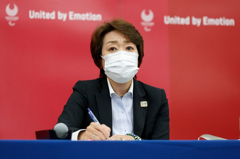 &copy; Reuters. FILE PHOTO: Seiko Hashimoto, President of Tokyo 2020 speaks during a press conference after attending a four-party meeting, where she announced the Tokyo Paralympic Games will be held without spectators due to the increment of coronavirus disease (COVID-1