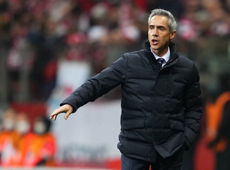 &copy; Reuters. Paulo Sousa durante partida entre as seleções de Polônia e Hungria pelas eliminatórias da Copa do Mundo em Varsóvia
15/11/2021 REUTERS/Aleksandra Szmigiel