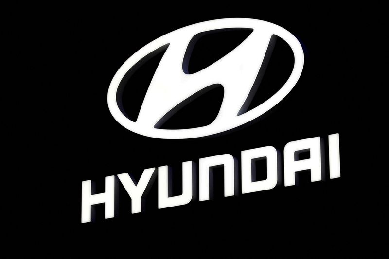 &copy; Reuters. FILE PHOTO: A Hyundai booth displays the company logo at the North American International Auto Show in Detroit, Michigan, U.S. January 16, 2018.  REUTERS/Jonathan Ernst
