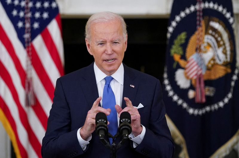 Biden tells Ukraine that U.S. will 'respond decisively' if Russia further invades