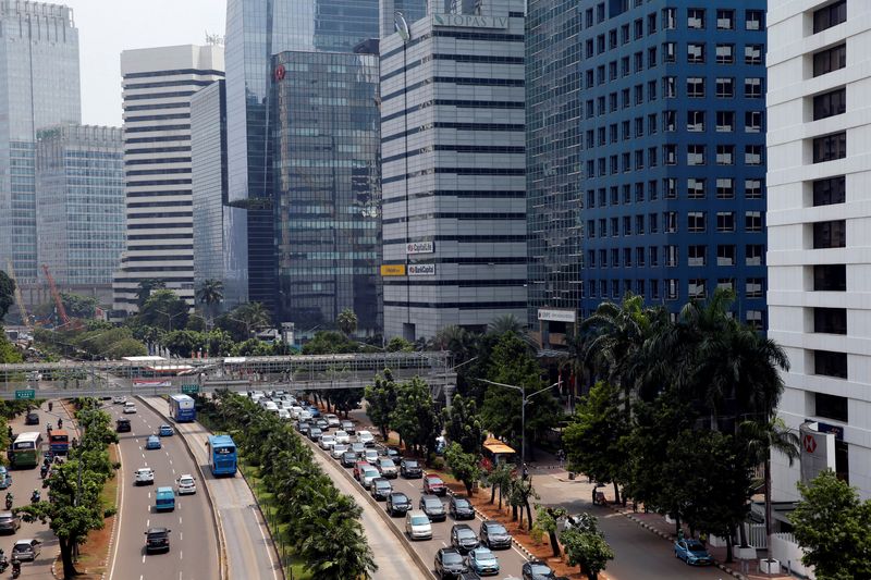 &copy; Reuters. FILE PHOTO: Aerial view of Sudirman Business District in Jakarta, Indonesia October 25, 2017.  REUTERS/Beawiharta