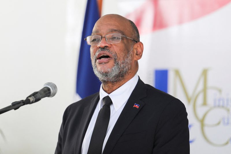 &copy; Reuters. Foto de arhivo del Primer Ministro de Haití Ariel Henry, en una ceremonia en Puerto Príncipe
Nov 26, 2021. REUTERS/Ralph Tedy Erol