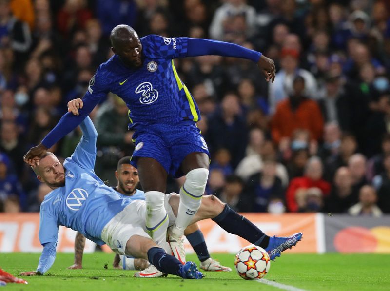 &copy; Reuters. Romelu Lukaku durante partida do Chelsea contra o Malmo pela Liga dos Campeões
20/10/2021 REUTERS/David Klein