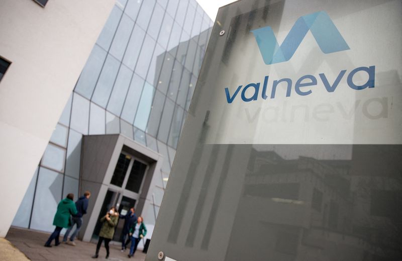 &copy; Reuters. FILE PHOTO: The logo of French-Austrian biotech firm Valneva is seen outside their headquarters in Vienna, Austria, December 16, 2021. REUTERS/Lisi Niesner