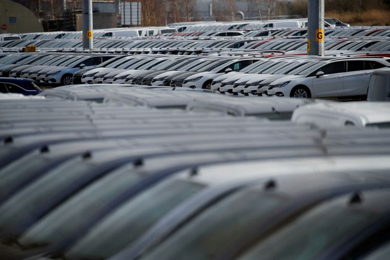&copy; Reuters. FILE PHOTO: Parked cars are seen at the Vauxhall plant as the outbreak of the coronavirus disease (COVID-19) continues, in Ellesmere Port, Britain March 16, 2020. REUTERS/Phil Noble