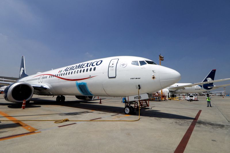 &copy; Reuters. FILE PHOTO: An Aeromexico Boeing 737 MAX 9, part of the new airplanes incorporated to its fleet, is pictured at the Benito Juarez International airport, in Mexico City, Mexico, July 14, 2021. REUTERS/Luis Cortes