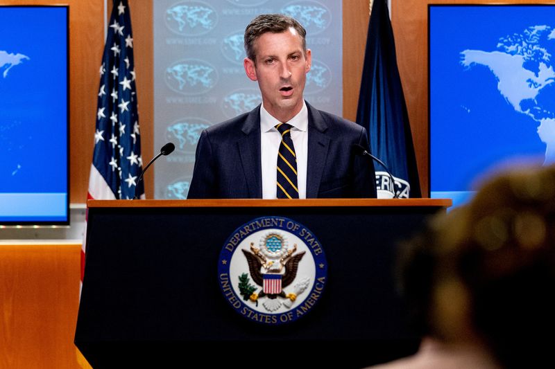 &copy; Reuters. المتحدث باسم وزارة الخارجية الأمريكية نيد برايس يتحدث للصحفيين في مقر وزارة الخارجية في واشنطن يوم 18 أغسطس آب 2021. صورة لرويترز من ممثل وكالا