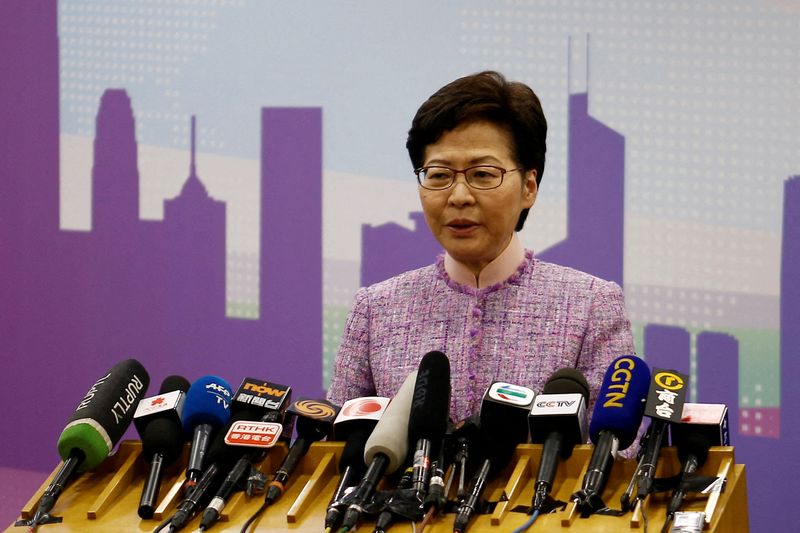 &copy; Reuters. FILE PHOTO: Hong Kong Chief Executive Carrie Lam speaks at a news conference in Beijing, China December 22, 2021. REUTERS/Shubing Wang/File Photo