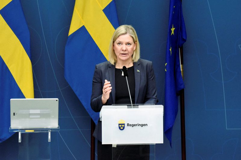 &copy; Reuters. Sweden's Prime Minister Magdalena Andersson presents new coronavirus disease (COVID-19) restrictions during a news conference in Stockholm, Sweden January 10, 2022.  TT News Agency/Marko Saavala via REUTERS      