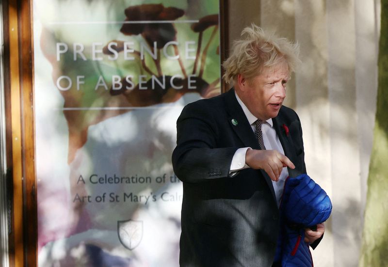 &copy; Reuters. FILE PHOTO: British Prime Minister Boris Johnson leaves an art exhibition on The Mall in London, Britain, November 5, 2021. REUTERS/Henry Nicholls     