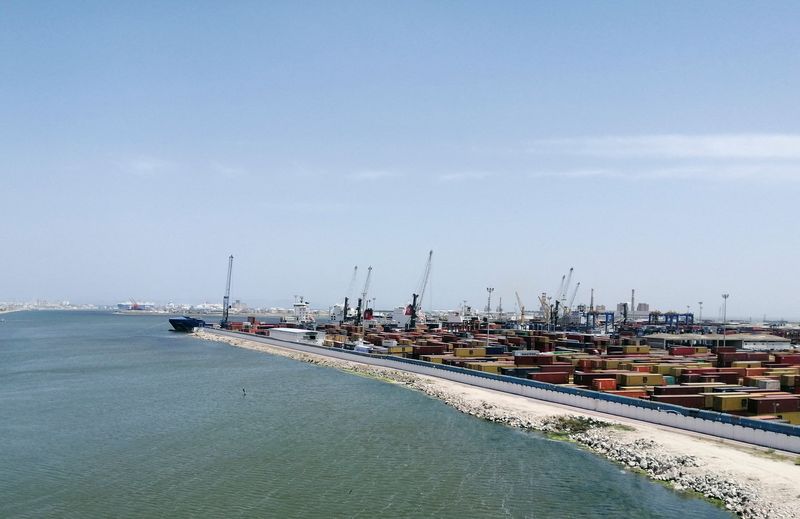 &copy; Reuters. FILE PHOTO: A general view shows the commercial port of Rades in Tunis, Tunisia, May 24, 2021. Picture taken May 24, 2021. REUTERS/Jihed Abidellaoui