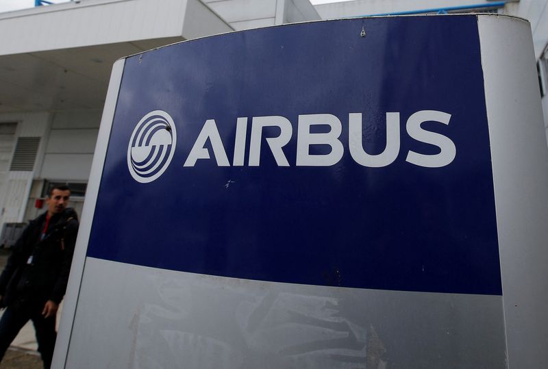 &copy; Reuters. FILE PHOTO: The logo of Airbus is pictured at the Airbus A330 final assembly line at Airbus headquarters in Colomiers, near Toulouse, France, November 26, 2018. REUTERS/Regis Duvignau