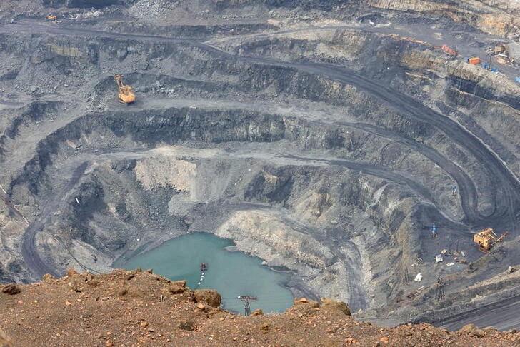 &copy; Reuters. A general view shows Zapolyarny mine of Medvezhy Ruchey enterprise, which is a subsidiary of the world's leading nickel and palladium producer Nornickel, in the Arctic city of Norilsk, Russia August 24, 2021. Picture taken August 24, 2021. REUTERS/Tatyana