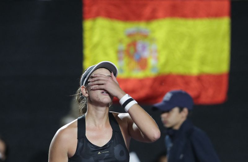 © Reuters. لاعبة التنس الإسبانية جاربين موجوروزا - صورة من أرشيف رويترز. 