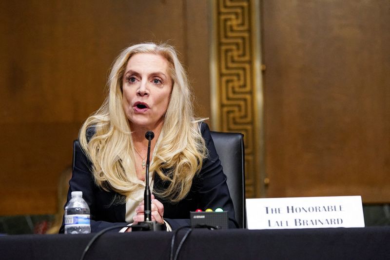 &copy; Reuters. Lael Brainard, diretora do Federal Reserve, testemunha durante audiência do Comitê Bancário do Senado dos EUA sobre sua nomeação para o cargo de vice-chair do Fed em Washington
13/01/2022
REUTERS/Elizabeth Frantz