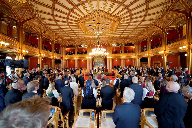 &copy; Reuters. FILE PHOTO: General view of the hall during the opening of the Storting, Norway's parliament, in Oslo, Norway October 11, 2021. NTB/Torstein Boe 