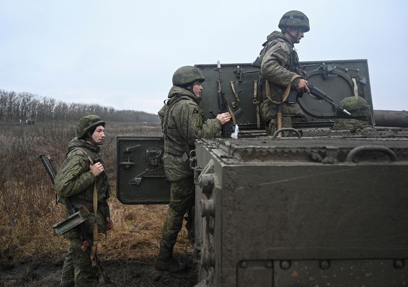 &copy; Reuters. Militares russos durante exercício na região de Rostov
10/12/2021
REUTERS/Sergey Pivovarov