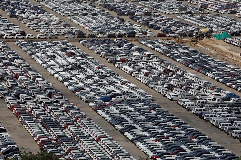 &copy; Reuters. FILE PHOTO: Cars are seen parked at Maruti Suzuki's plant at Manesar, in the northern state of Haryana, India, August 11, 2019. Picture taken August 11, 2019. REUTERS/Anushree Fadnavis