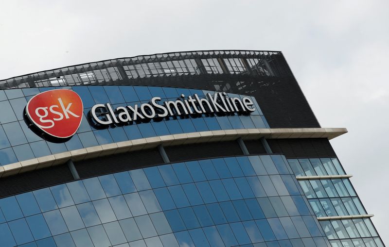 &copy; Reuters. FILE PHOTO: General view outside GlaxoSmithKline (GSK) headquarters in Brentford, London, Britain, May 4, 2020. REUTERS/Matthew Childs